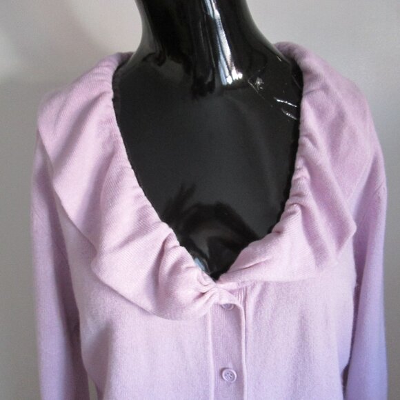 Taylor Marcs 100% acrylic soft lavender cardigan - Picture 1 of 7